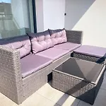 Albere Modern - Old Town, King Bed & Balcony Apartman *