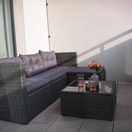 公寓 Albere Modern - Old Town, King Bed & Balcony 科希策