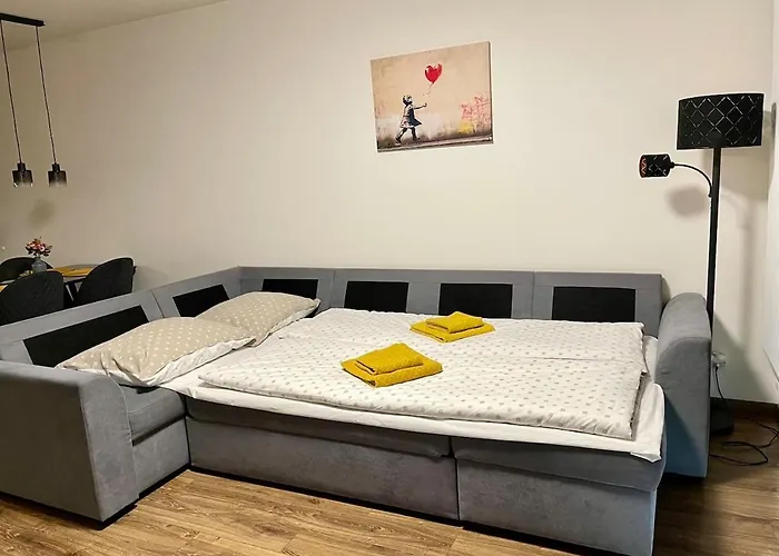 Apartamento Albere Modern - Old Town, King Bed & Balcony Košice