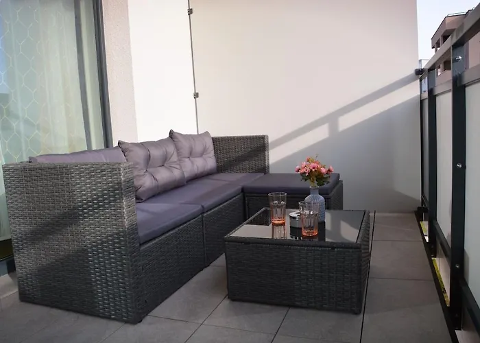 Apartamento Albere Modern - Old Town, King Bed & Balcony Košice