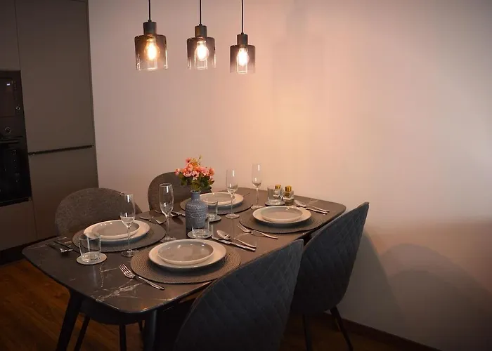 Apartamento Albere Modern - Old Town, King Bed & Balcony *